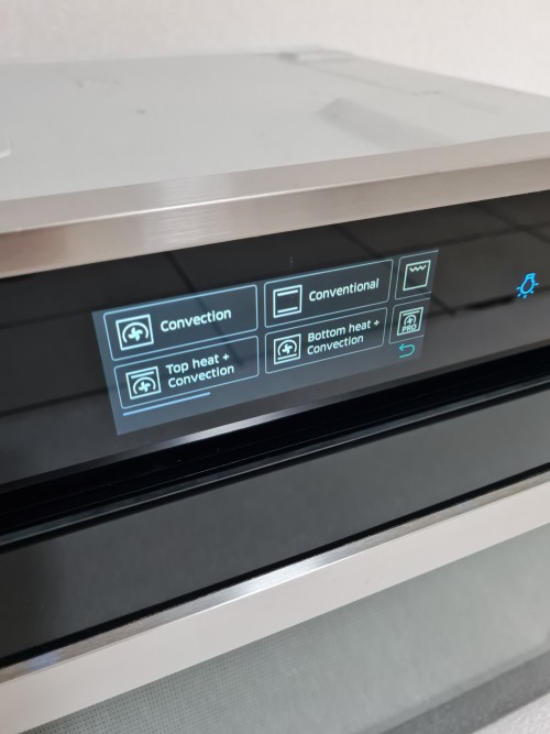 Cuptor si microunde 2 in 1 Samsung Chef Collection Elvetia