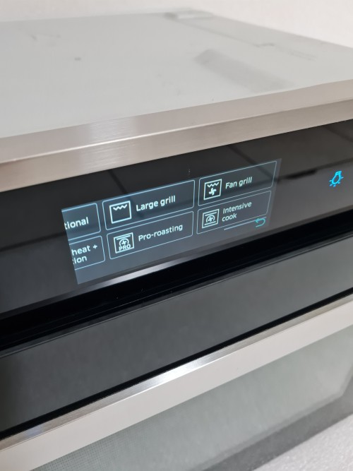 Cuptor si microunde 2 in 1 Samsung Chef Collection Elvetia