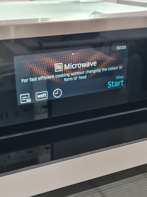 Cuptor si microunde 2 in 1 Samsung Chef Collection Elvetia