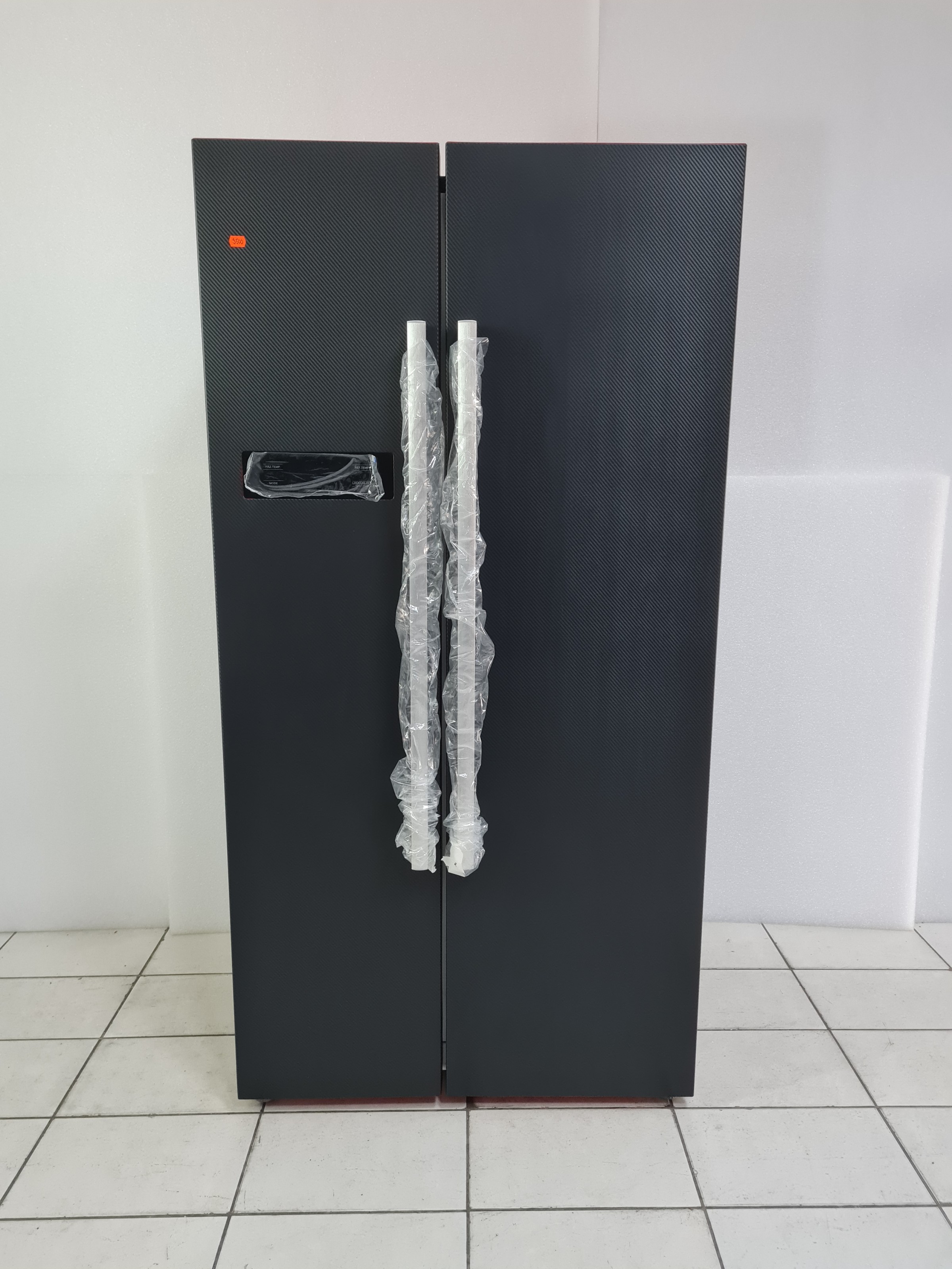 Hanseatic 532L, carbon 3D Combina frigorifica side by side | Banat
