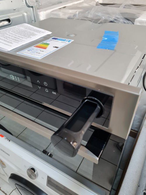 Cuptor electric incorporabil Electrolux cu abur