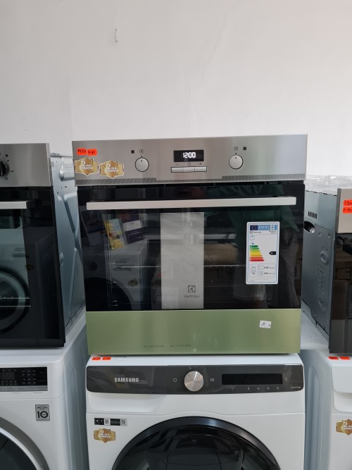 Cuptor electric incorporabil Electrolux