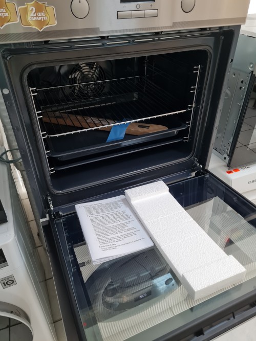 Cuptor electric incorporabil Electrolux