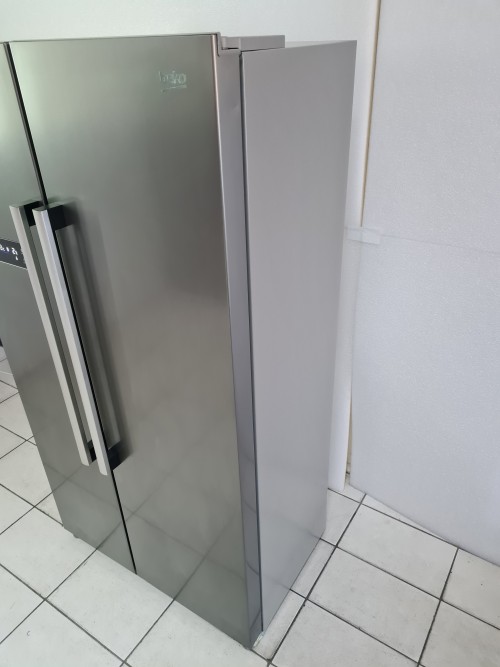 Combina frigorifica slim Beko GNO4331XPN