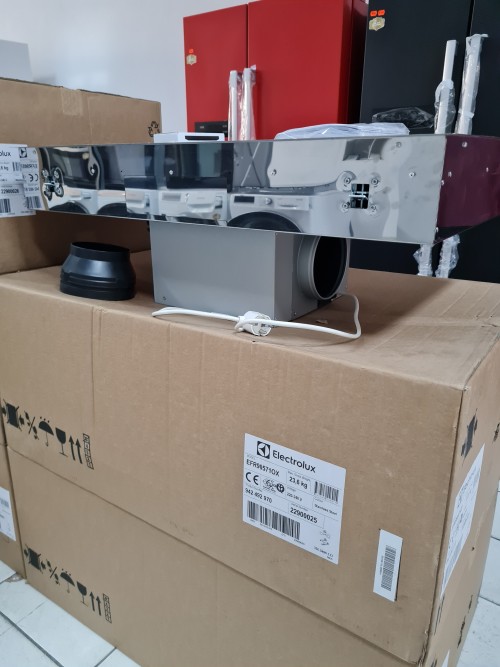 Hota incorporabila Electrolux 90 cm latime 710mc/h