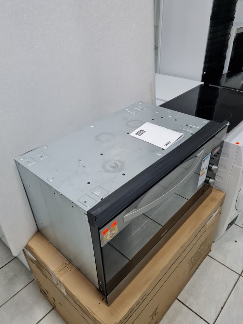 Cuptor Zanussi 90 cm extra lat