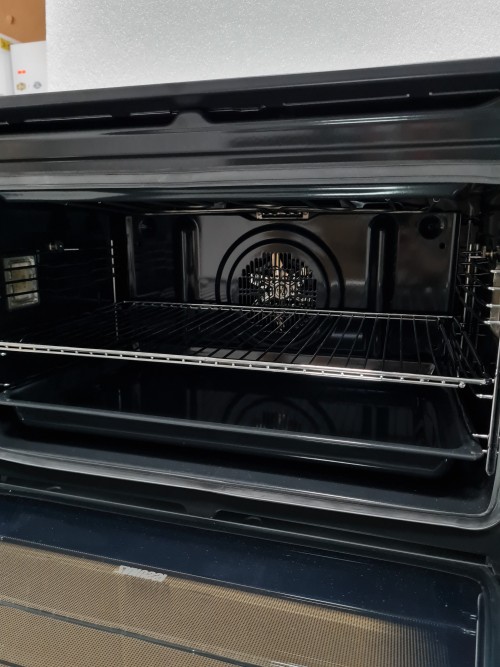 Cuptor Zanussi 90 cm extra lat