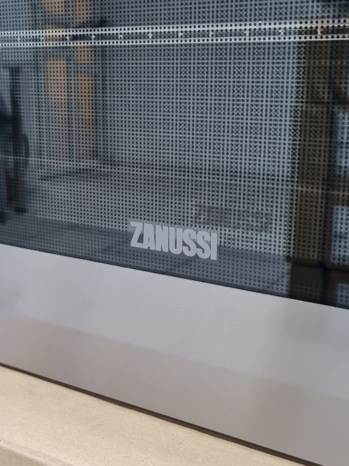 Cuptor Zanussi 90 cm extra lat