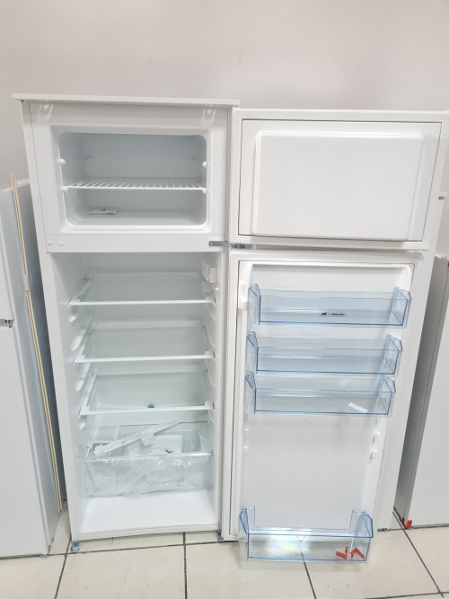 Frigider cu congelator 144cm inaltime incorporabil Germania