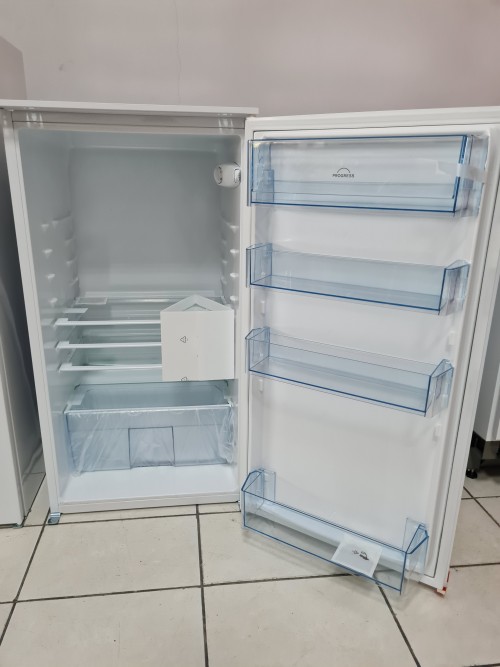 Frigider cu o usa 102 cm inaltime incorporabil