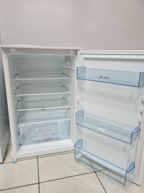 Frigider cu o usa 87 cm inaltime incorporabil Germania