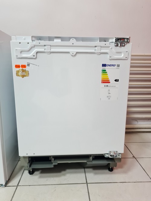 Frigider cu o usa 81.9 cm inaltime incorporabil Germania