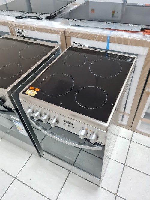 Aragaz electric Zanussi ZCV550G1XA
