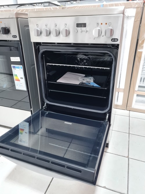 Aragaz electric Zanussi ZCV550G1XA