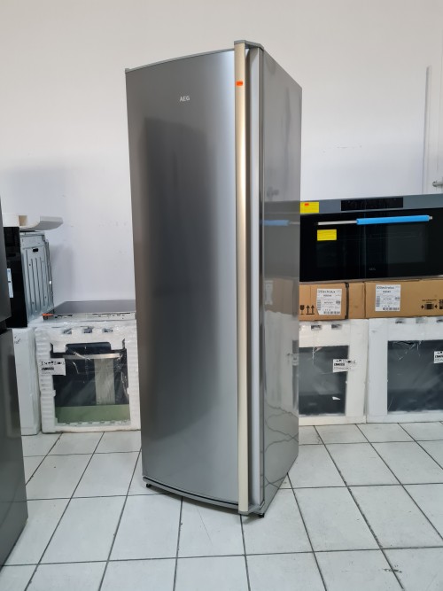 AEG AGE625E7NX Congelator independent