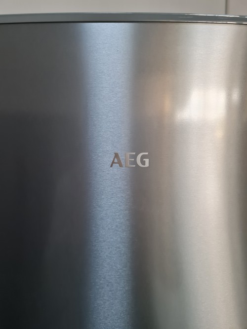 AEG AGE625E7NX Congelator independent