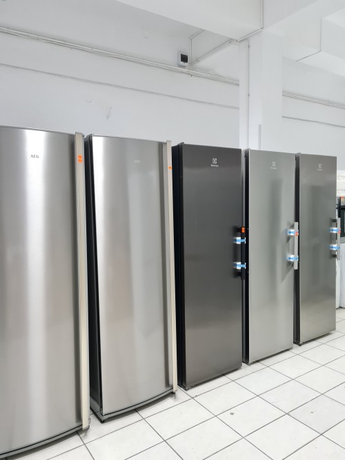 Electrolux LUT6NE28U1 congelator vertical