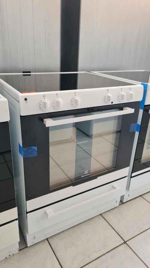 Aragaz electric extra lat 70cm Electrolux EKC7051BOW nou import Germania