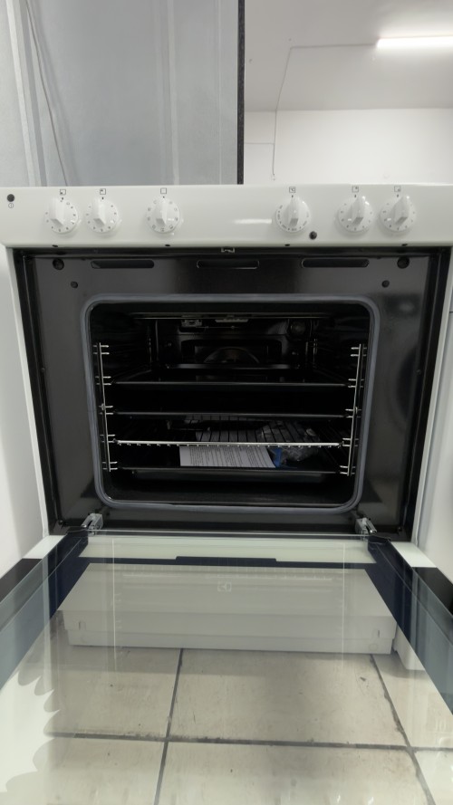 Electrolux 70cm EKC7051BOW aragaz electric import Suedia