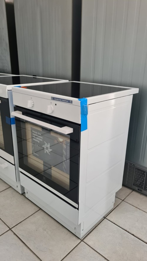 Aragaz electric cu inductie Electrolux KKI6441ASW nou import Germania