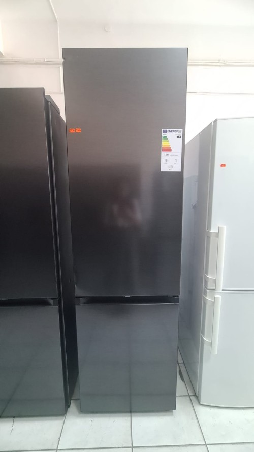 Frigider Samsung RB38C7B6AB1