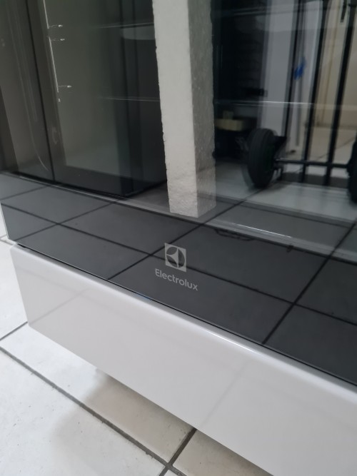Electrolux 50cm aragaz electric LKR54001NW import Suedia