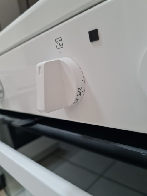 Electrolux 60cm KKR6400BNW aragaz electric import Suedia