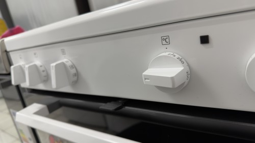 Electrolux 60cm KKR6400BNW aragaz electric import Suedia