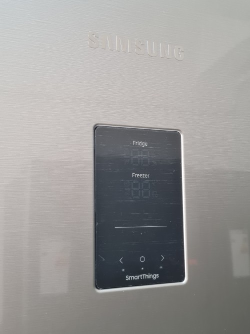 Samsung RB38C672ESA SmartThings