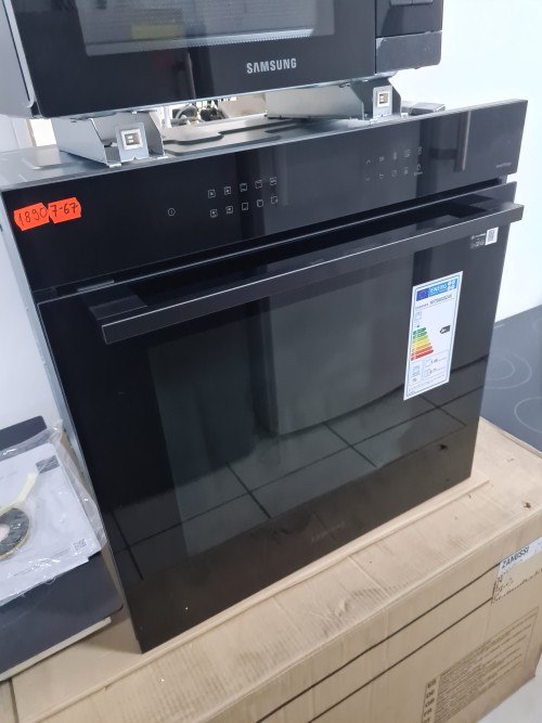 Samsung NV7B4020ZAK cuptor incorporabil, SmartThings, 76 litri