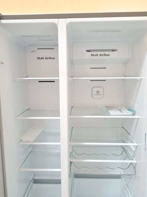 Hisense RS677N4BID side by side import Germania