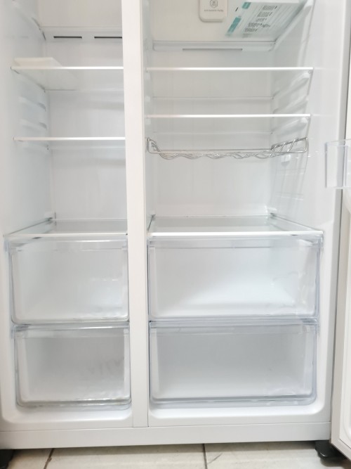 Hisense RS677N4BID side by side import Germania