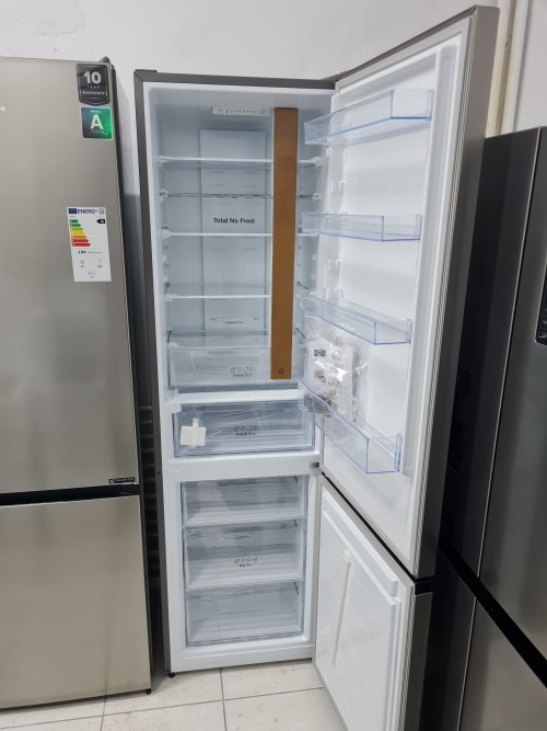 Hisense RB440N4ACA clasa A combina frigorifica import Germania