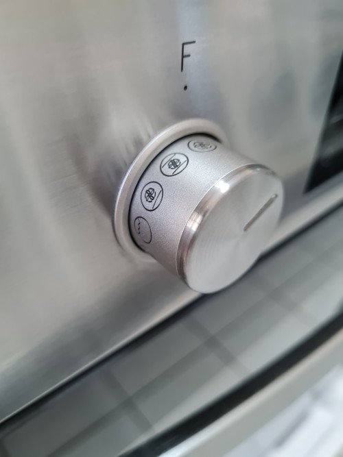 Cuptor incorporabil Indesit IFW 3841 JH IX Germania