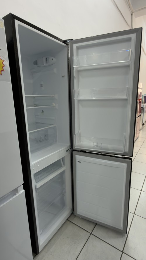 Comfee 174 L, RCB169DK3 – Combină frigorifică congelator jos, import Germania 🇩🇪