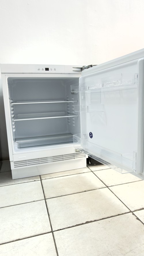 Hanseatic 138 L HEKS8260E – răcitor incorporabil Clasa E, silențios – import Germania 🇩🇪