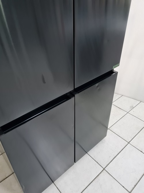 Combina frigorifica Hisense French Door RQ758N4SAFE Germania