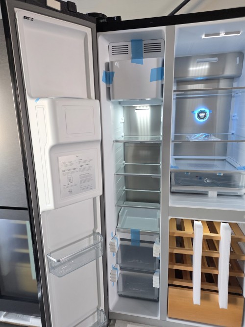 GRF 529L, T9183WIN2BG Frigider Side by Side sticlă neagră + dozator apă & gheață, – import Italia 🇮🇹