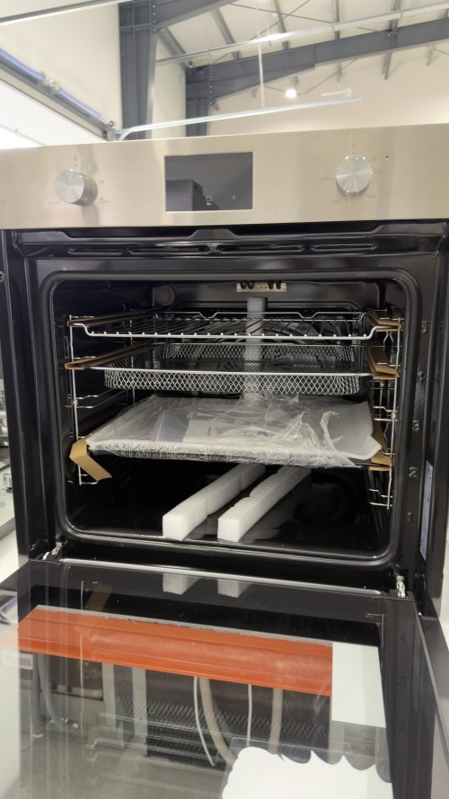 VOV 74L, VEBF7ED08-CD-SS – Cuptor incorporabil AirFry, inox import Slovacia 🇸🇰