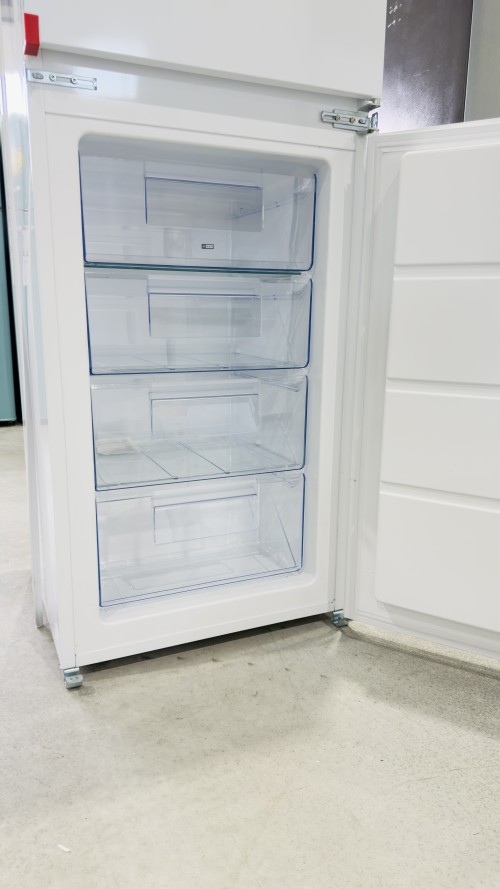 Electrolux 267 L, LNS5LE18S5, încorporabil, Low Frost, congelator cu 4 sertare Clasa E – import Germania 🇩🇪