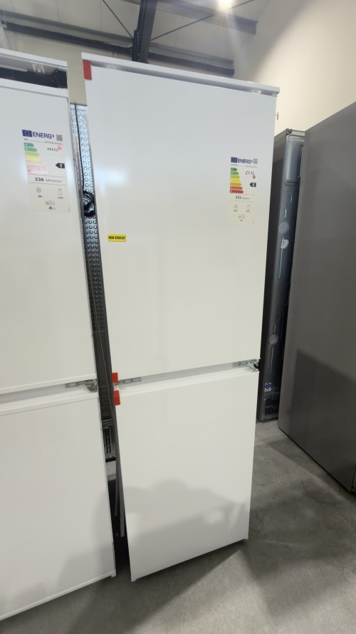 Electrolux 267 L, LNS5LE18S5 – Combină frigorifică încorporabilă Clasa E, LowFrost, FastFreeze, import Germania