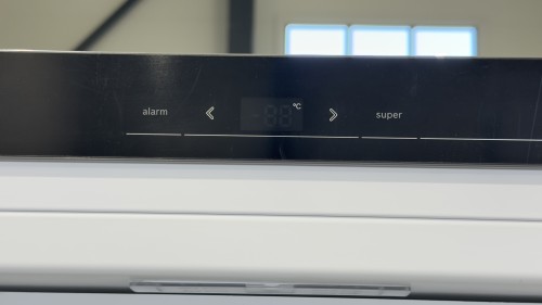 Bosch 242L, GSN36AIEP – Congelator vertical No Frost, Seria 6, inox antiamprentă, import Germania 🇩🇪