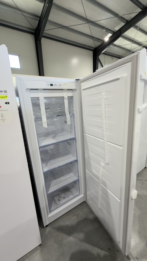 Hisense 155L, FV191N4AW2 – Congelator vertical No Frost, display LED, import Germania 🇩🇪