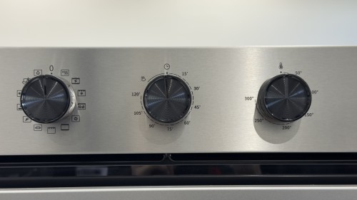 Hisense 77L, B161111AX – Cuptor incorporabil Steam Clean, Pizza, 300°C, import Germania 🇩🇪