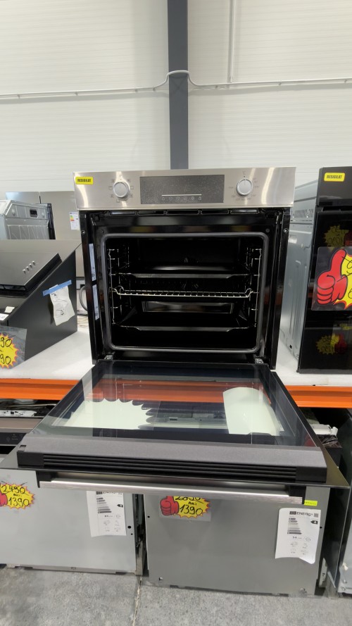 Beko 72L, BBIM12300X –Cuptor electric încorporabil inox, Clasa A, ventilator