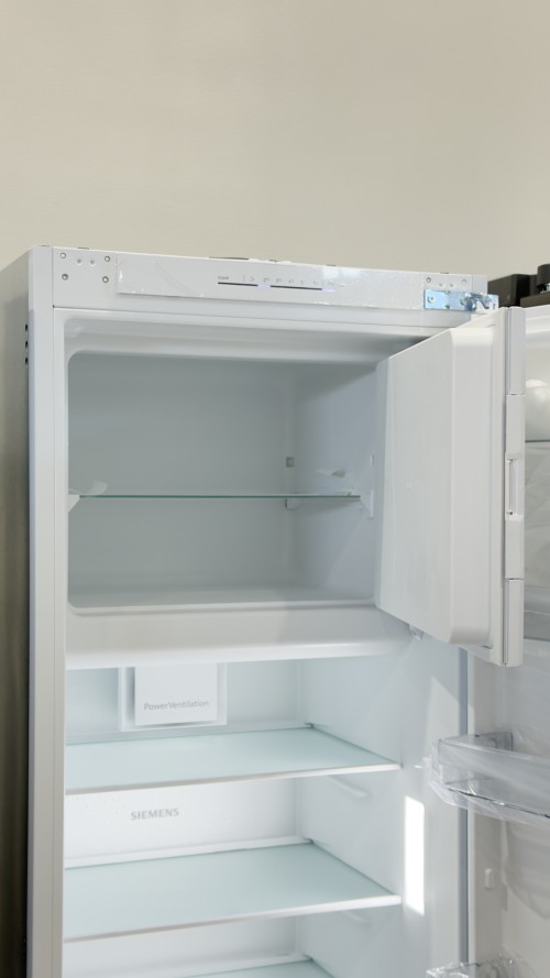 Siemens 279 L, KI82LNSEO, Combina frigorifică incorporabilă Low Frost, Clasa E, Made in Germany 🇩🇪