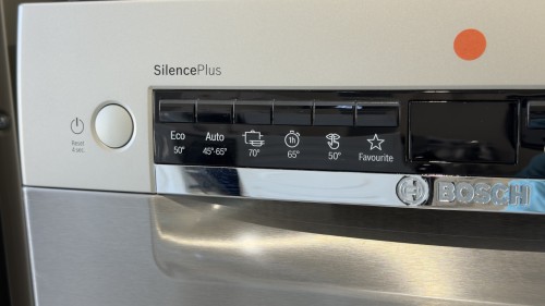 Bosch 10 seturi, SPS4HMI49E, Mașină de spălat vase independentă Clasa E, Home Connect, import Germania 🇩🇪