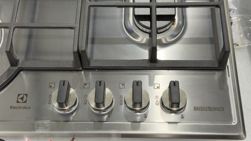 Electrolux 60cm, EGH63498OX – Plită pe gaz Bridge Burner, 8,7 kW, grătare fontă, import Germania 🇩🇪