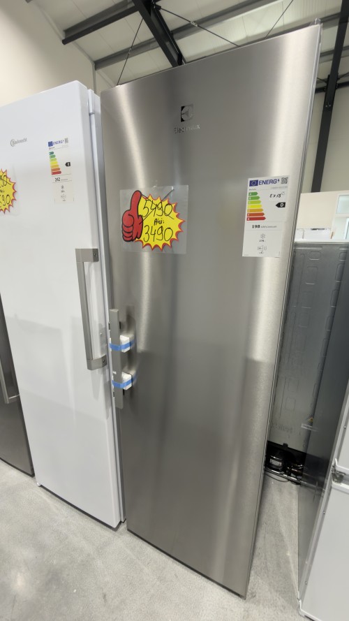 Electrolux 278L Y700DFX – Congelator vertical cu sertare No Frost Clasa D, inox, import Suedia 🇸🇪