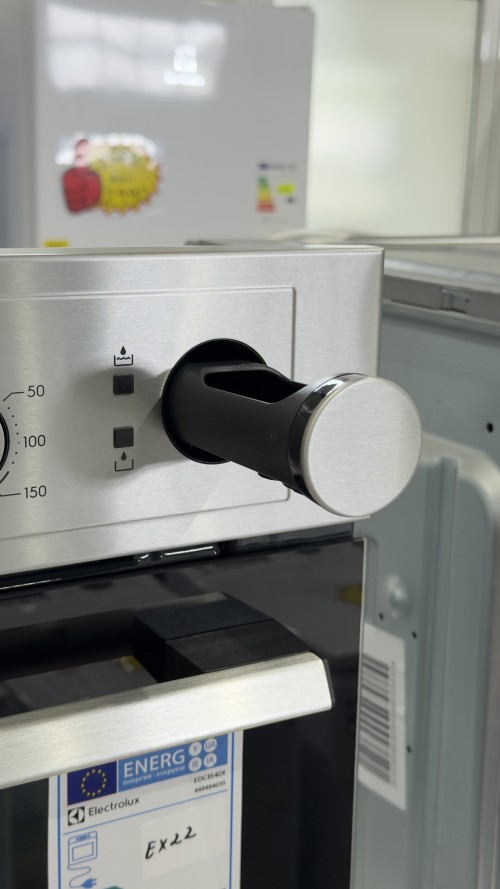 Electrolux 72 L, EOC3S40X – Cuptor încorporabil Clasa A, SteamCrisp, AquaClean, import Franța 🇫🇷